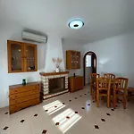 Casa Familiar Τορεβιέχα
